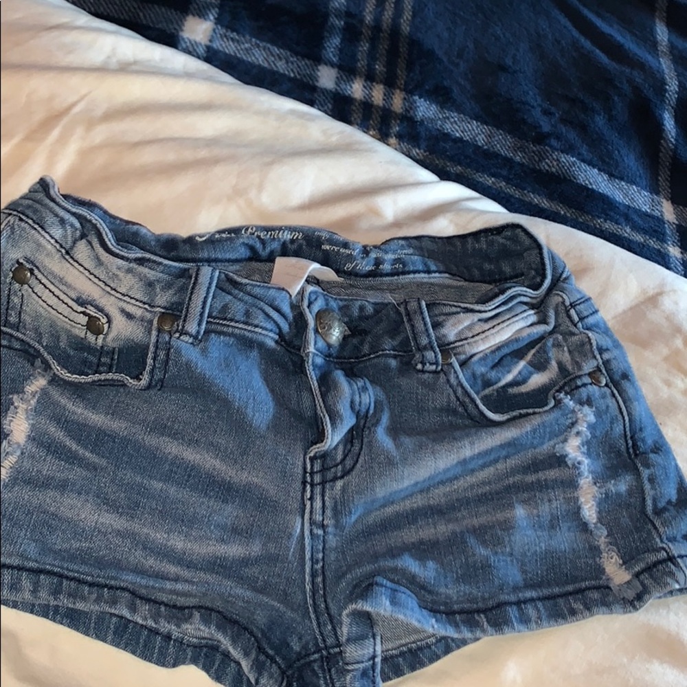 Faded jeans shorts